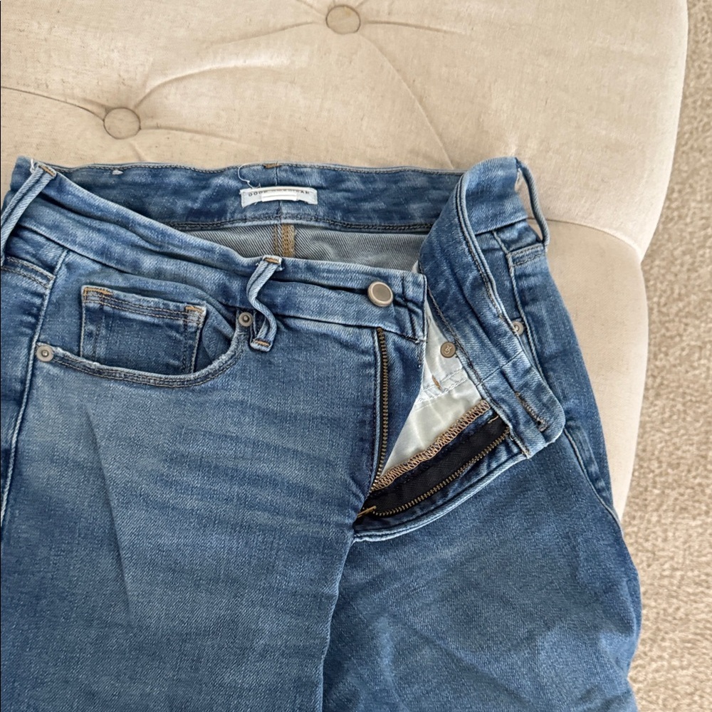 Good American Blue Straight Leg Jeans